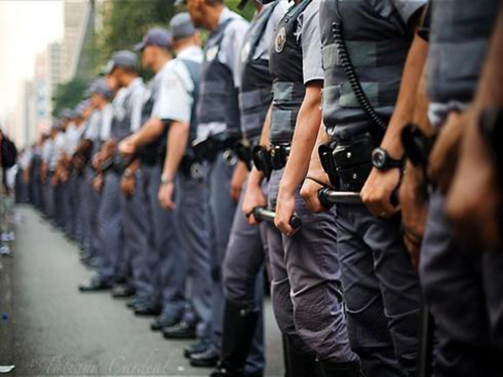 Policial Militar consegue vínculo empregatício com banco, como vigilante