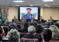 Adriano Martins Pinheiro participa da entrega 167 carteiras a novos advogados na OAB/SP